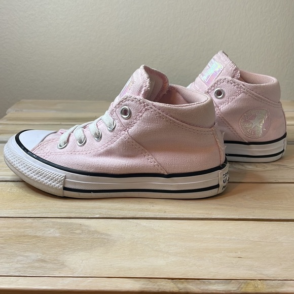 Converse No Tie Shoes - Picture 4 of 10
